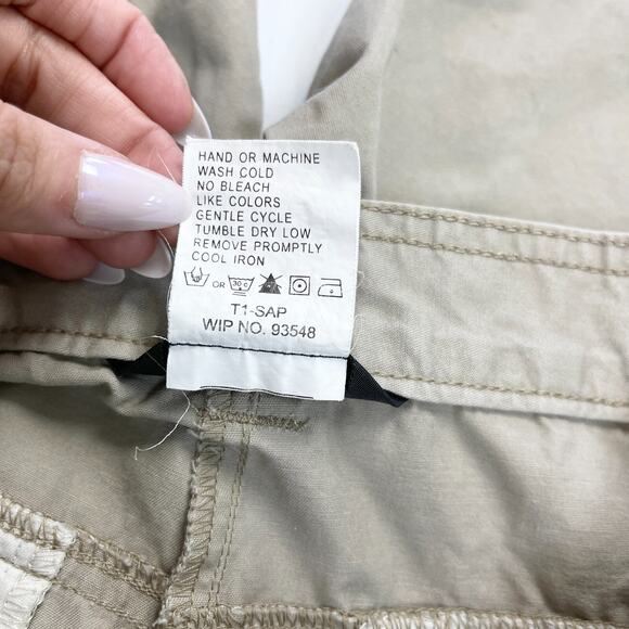 Woolrich Womens 10 Khaki Shorts Waking Safari Classic Minimalist Pleated Retro - Picture 8 of 9